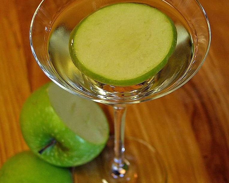 Appletini Cocktail Recipe